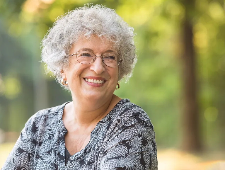 A Secure Alternative to Traditional Dentures