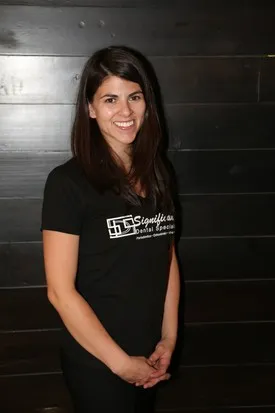 Alexis - Periodontal Clinical Associate